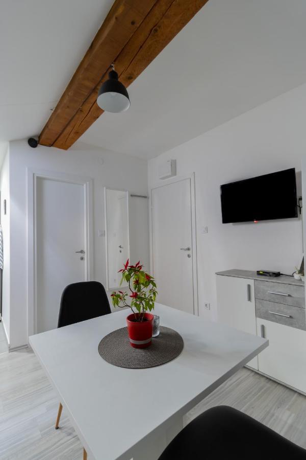 Hill Apartman - Maksimir Rebro Zagreb Ngoại thất bức ảnh