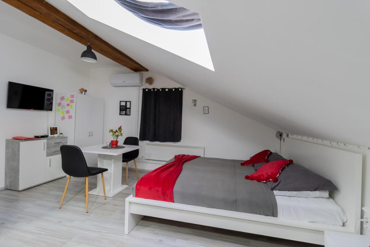 Hill Apartman - Maksimir Rebro Zagreb Ngoại thất bức ảnh