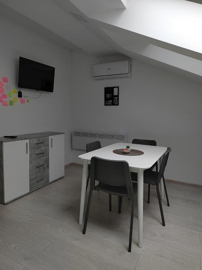 Hill Apartman - Maksimir Rebro Zagreb Ngoại thất bức ảnh